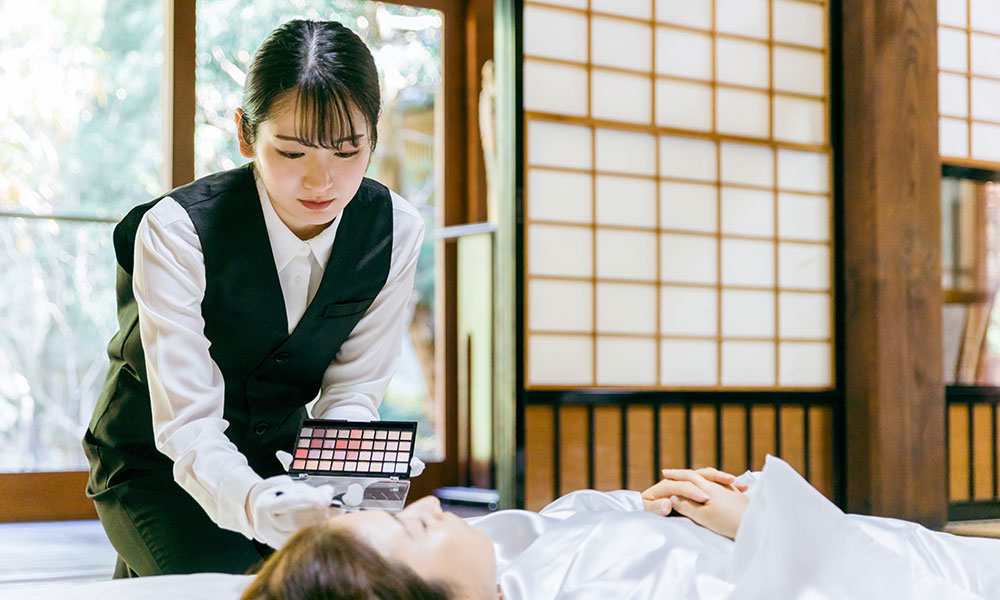 遺體美容